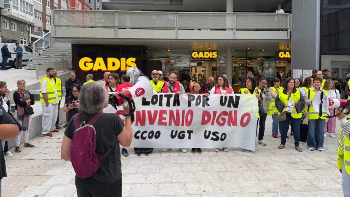 Os sindicatos dicimos basta: volven as mobilizacións no comercio de alimentación da Coruña ante o bloqueo patronal