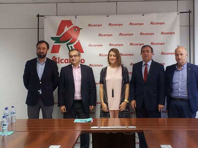 firma lan igualdad Alcampo