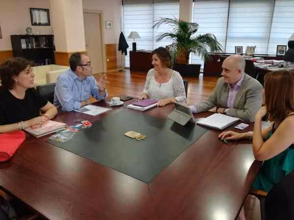 reunion consejera empleo CLM CCOO